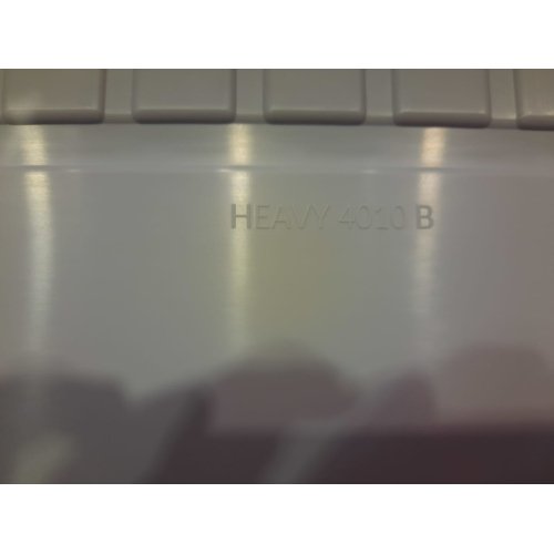 Кейс HEAVY 4010 черный с красными защелками и красной ручкой Кейс HEAVY 4010 черный с красными защелками и красной ручкой